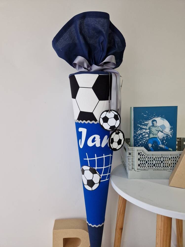 Fußballschultüte royalblau weiß